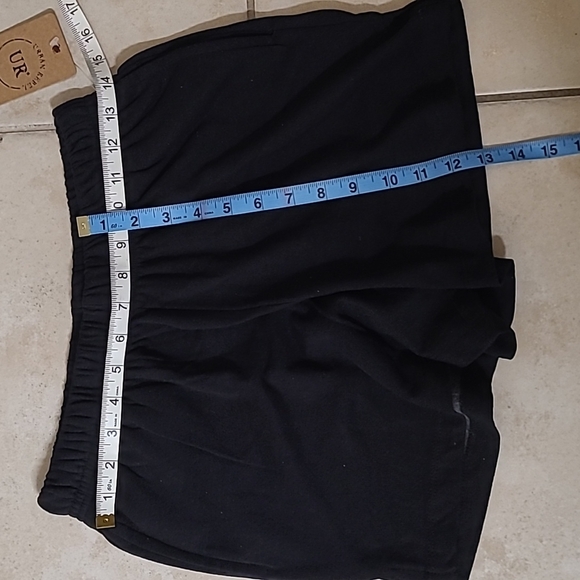 Urban Rebel Juniors Black Side Pockets Elastic Waist Sweat Shorts Size Medium - Picture 7 of 10